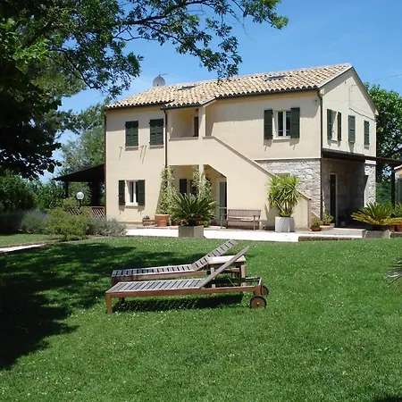 Agriturismo Il Mandorlo 팜스테이 *